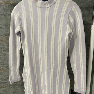 Rachel Roy long sleeve top with mini turtle neck color lavender ivory, size XS